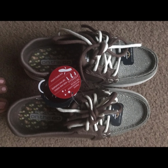 Brand New Skechers size 7 - Picture 4 of 4